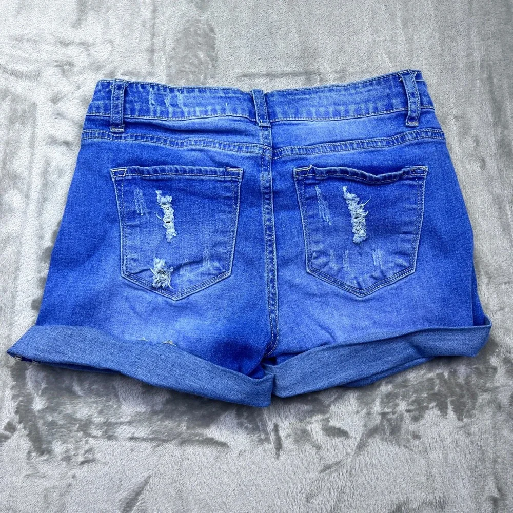 KanCan Womens Blue Denim Jean Shorts Distressed Cuffed‎ Casual Sz 27 Fits 26